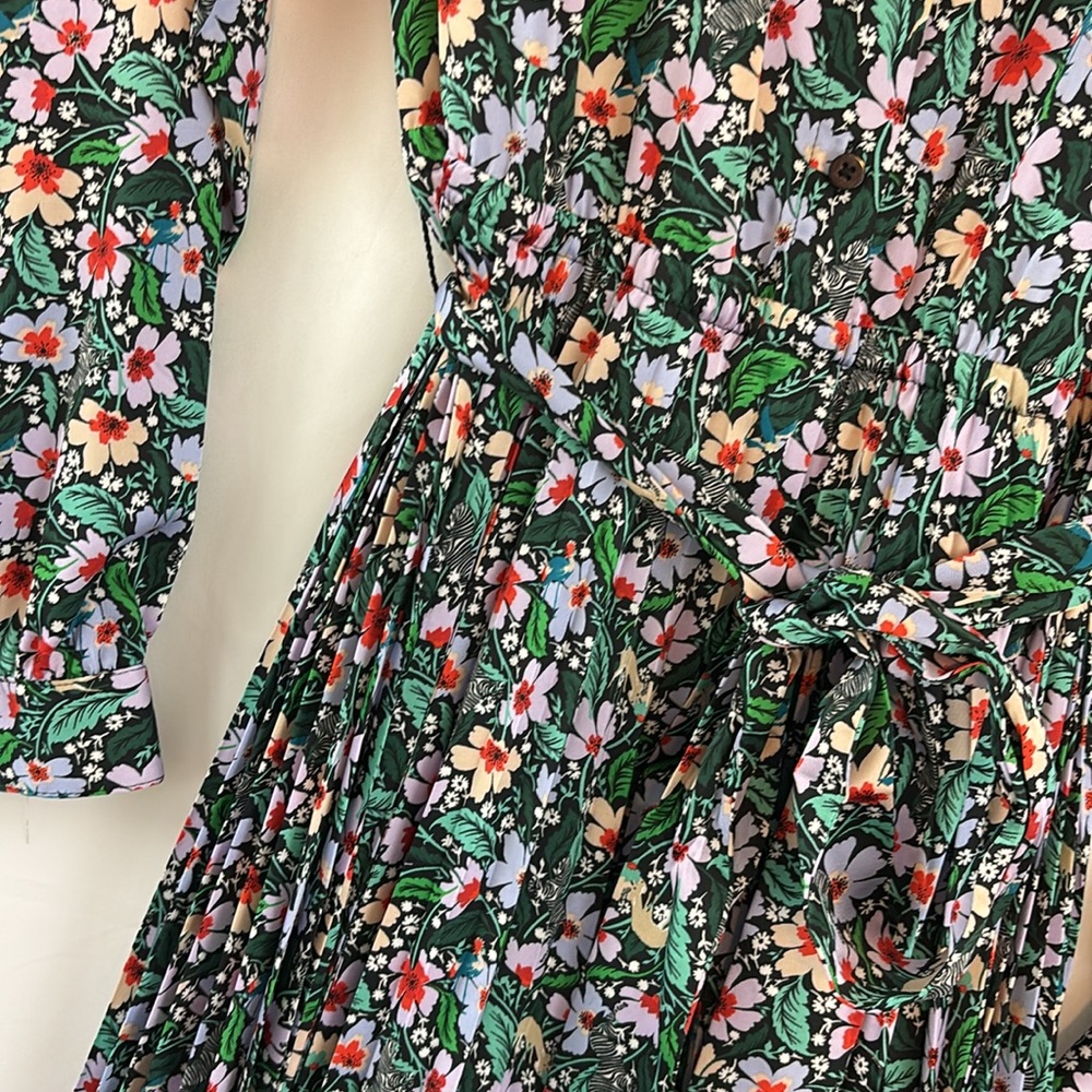 NWT On 34th szS Pleated Floral Midi Dress - Picture 12 of 12